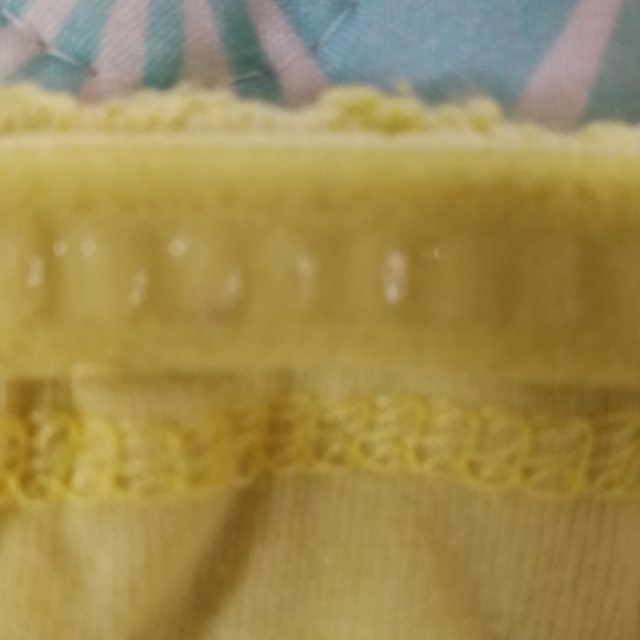 Forever 21💛💛Knit Tube Top Yellow 💛💛 - Picture 4 of 6